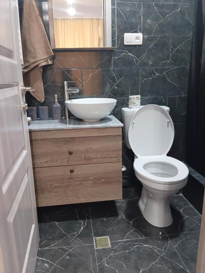 Mary'S Cozy & Lovely Studio On Very Quiet Khosharauli Street Tiflis Exterior foto