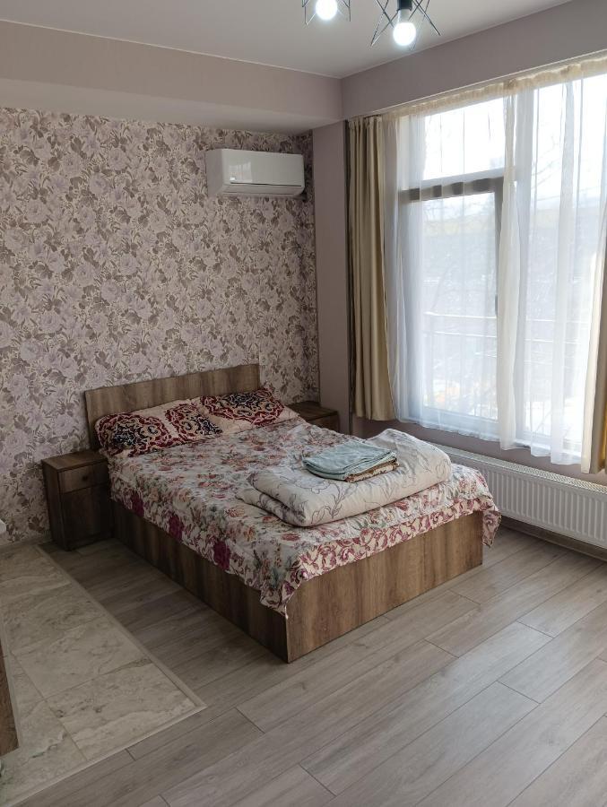 Mary'S Cozy & Lovely Studio On Very Quiet Khosharauli Street Tiflis Exterior foto