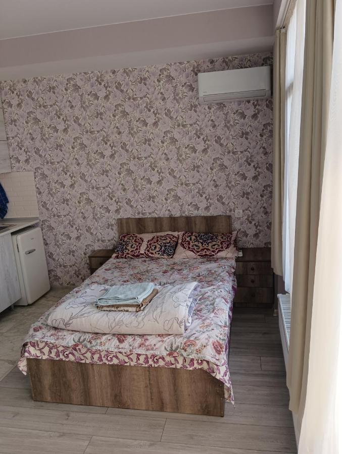 Mary'S Cozy & Lovely Studio On Very Quiet Khosharauli Street Tiflis Exterior foto