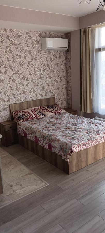 Mary'S Cozy & Lovely Studio On Very Quiet Khosharauli Street Tiflis Exterior foto